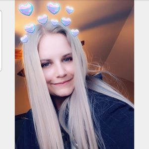 Meet your Posher, Hannah